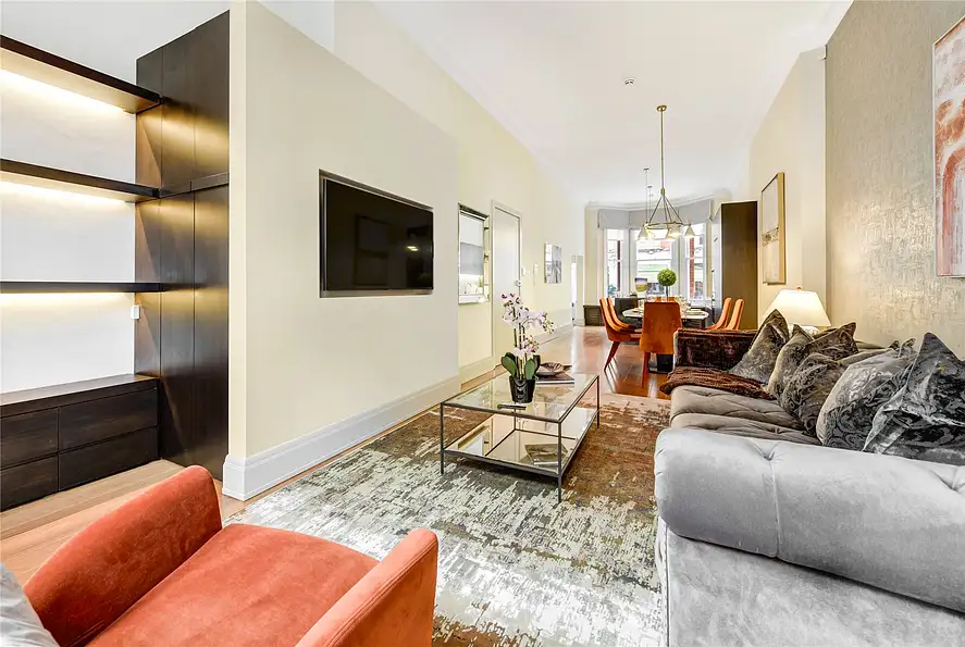 Chelsea, London Three Bedroom Flat To Rent - immagine 2
