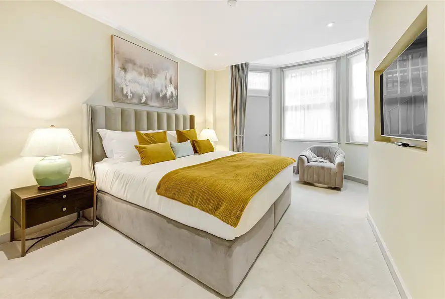 Chelsea, London Three Bedroom Flat To Rent - immagine 6